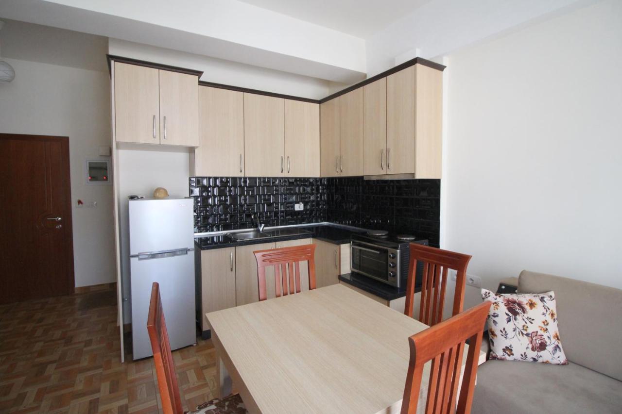 Doka Center Apartments Saranda Kültér fotó
