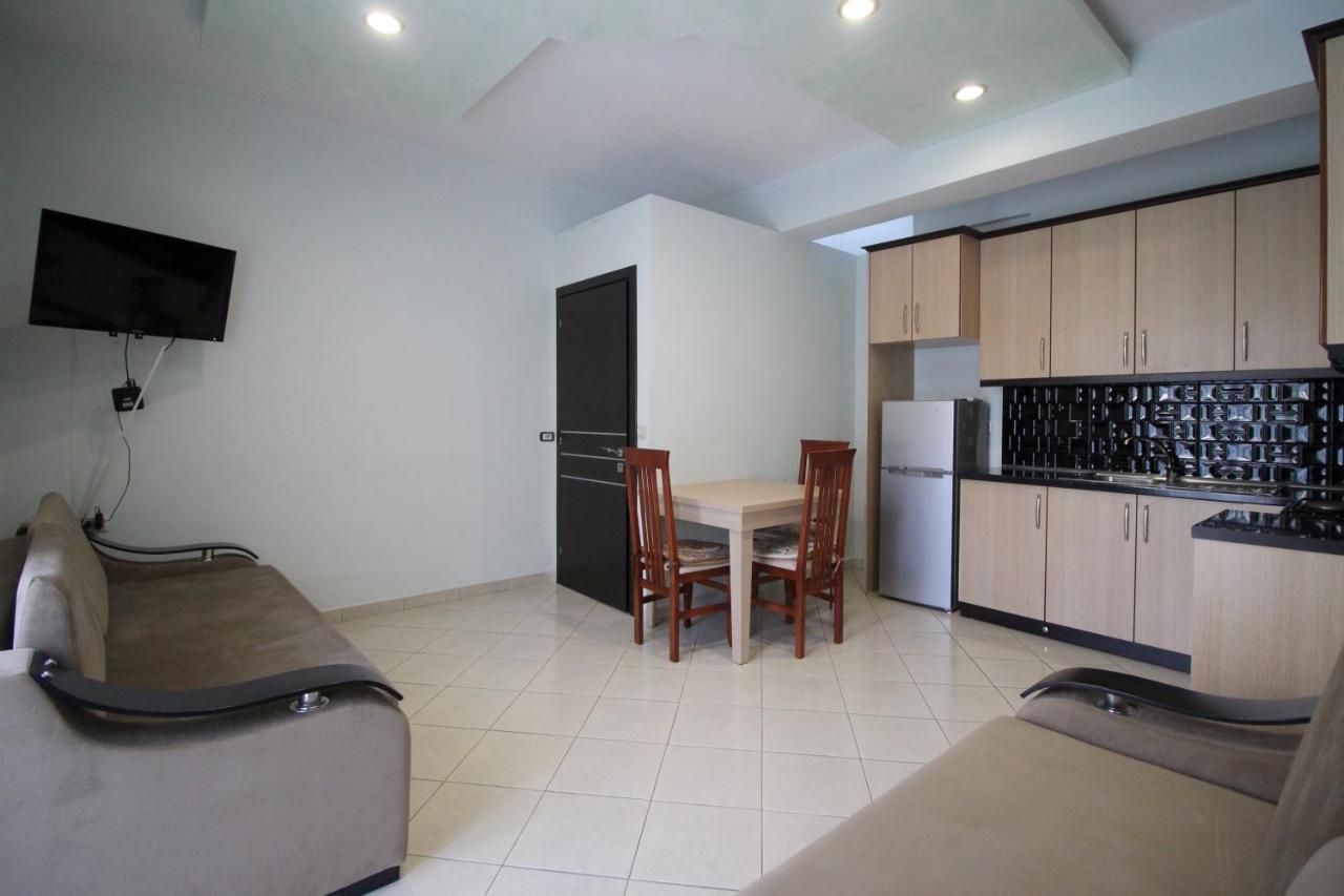 Doka Center Apartments Saranda Kültér fotó