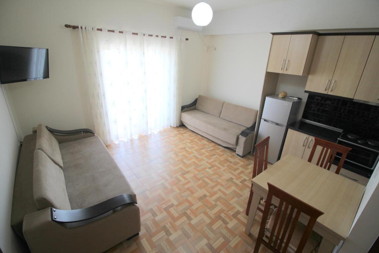 Doka Center Apartments Saranda Kültér fotó