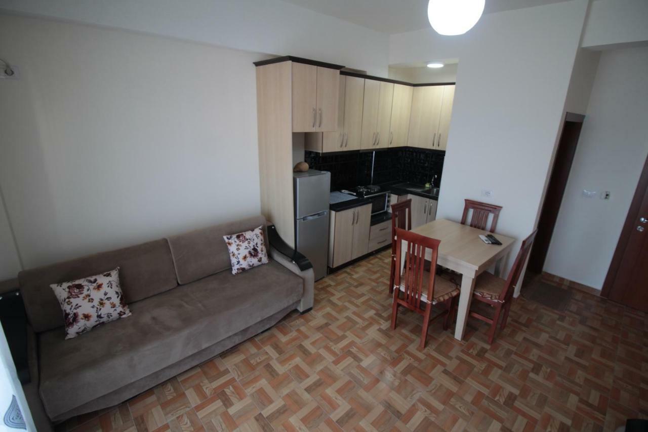 Doka Center Apartments Saranda Kültér fotó