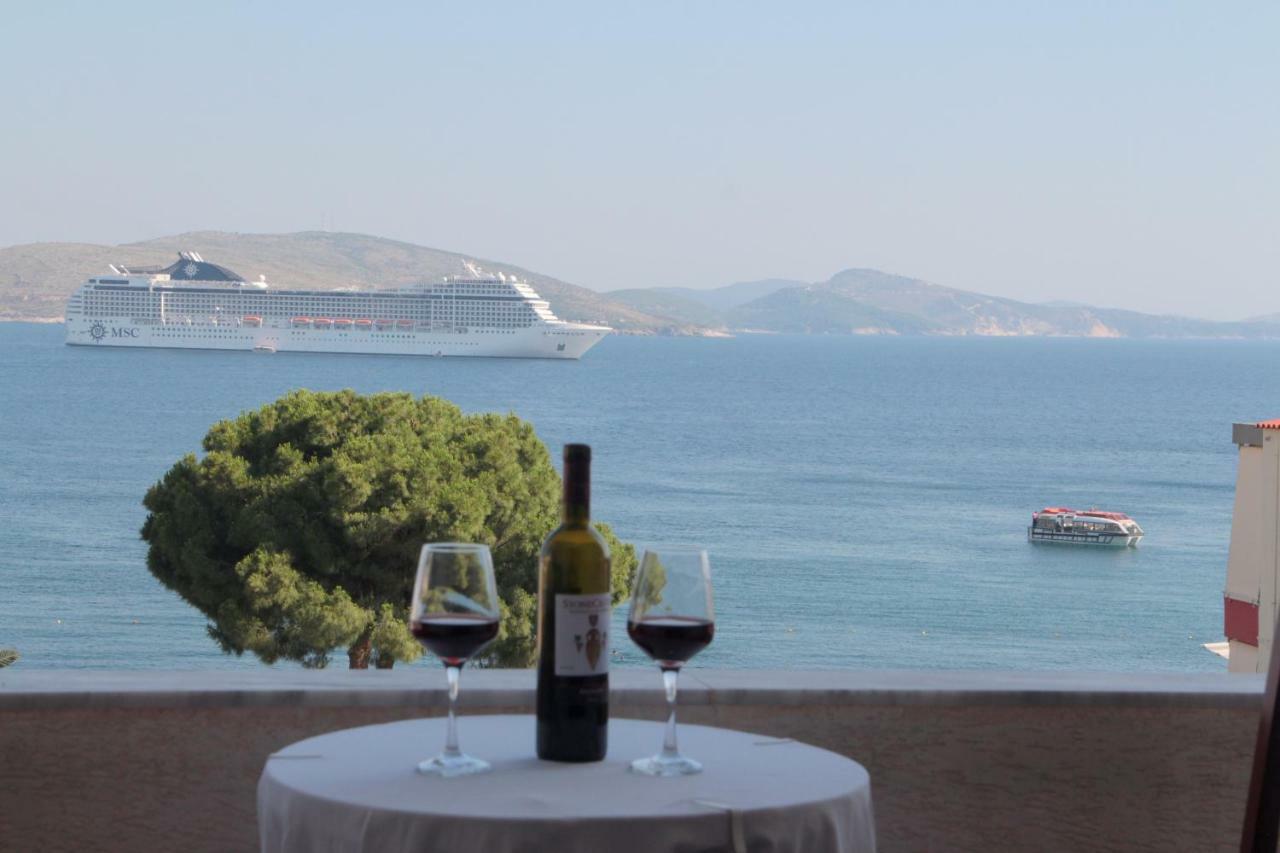 Doka Center Apartments Saranda Kültér fotó