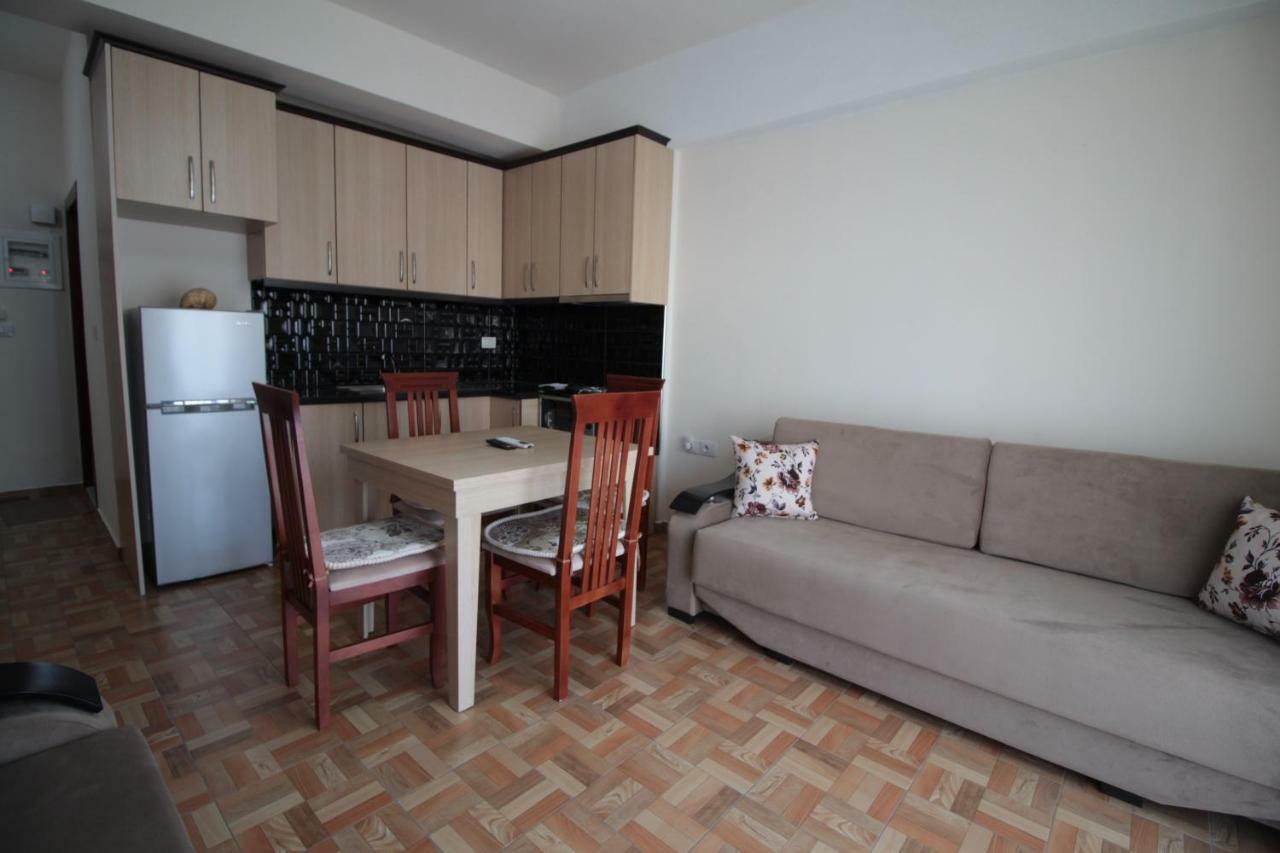 Doka Center Apartments Saranda Kültér fotó